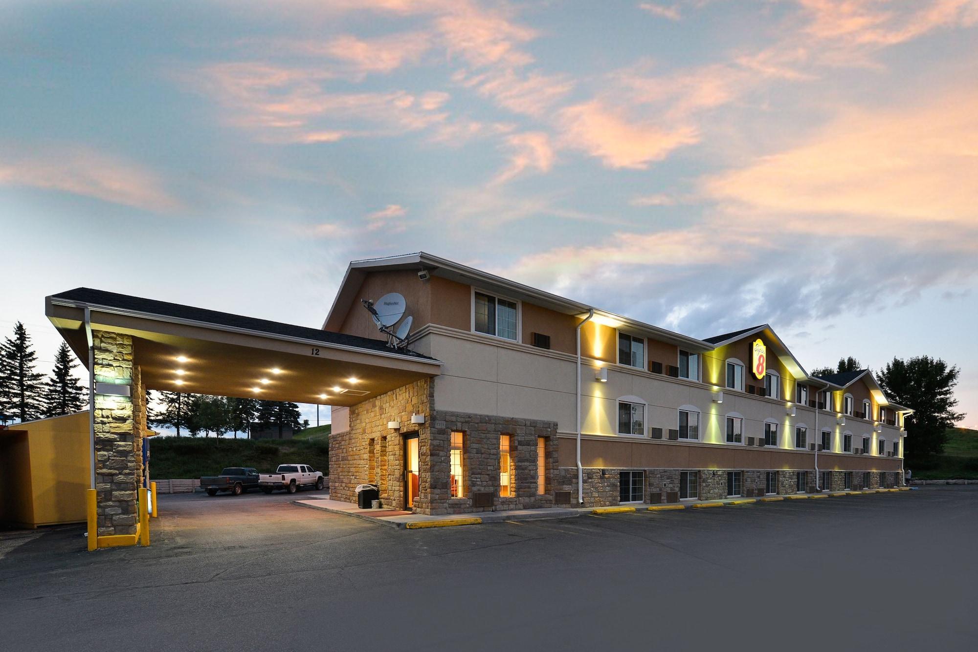 Super 8 By Wyndham Minot Airport Ξενοδοχείο Εξωτερικό φωτογραφία